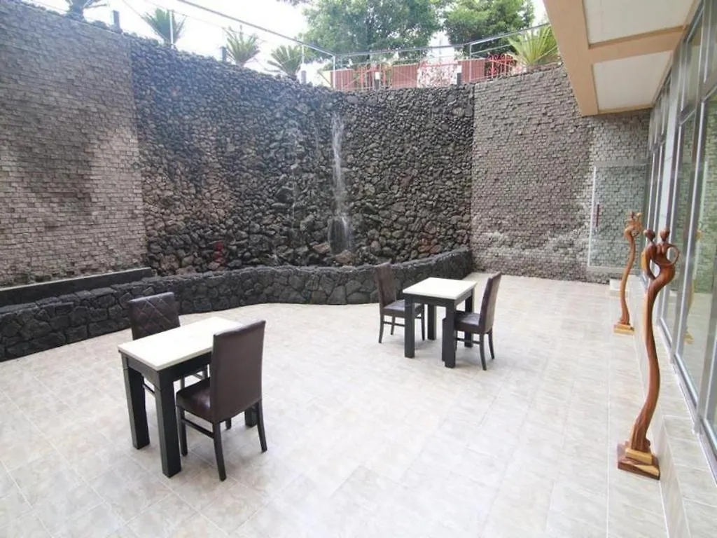 Sea View Hotel Jeju 4*,